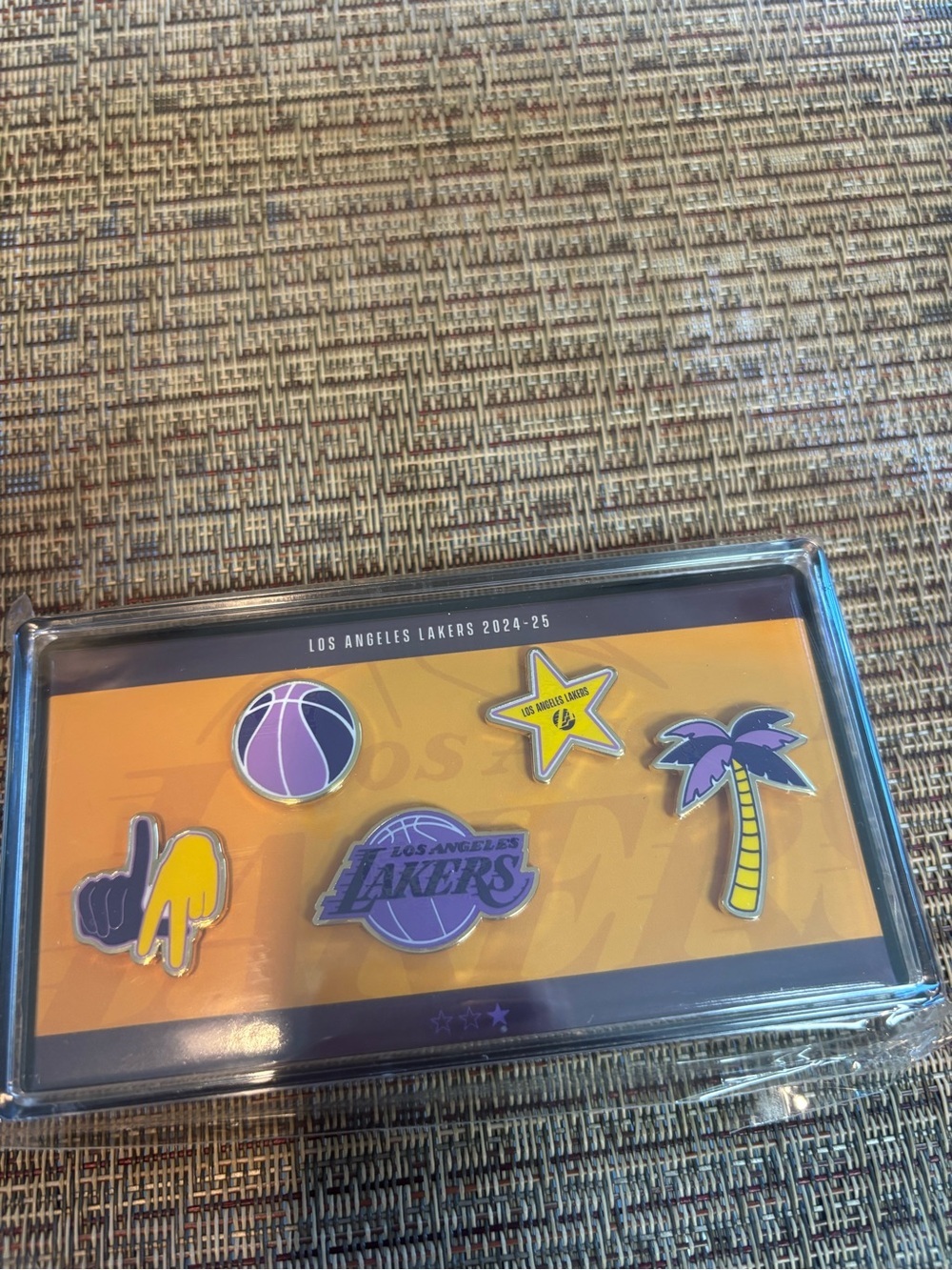 Los Angeles Lakers Pin Set - Purple & Gold - Picture 2 of 3